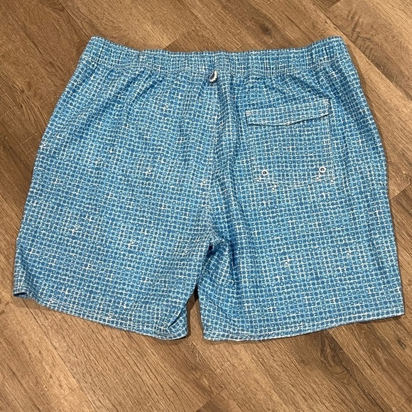 New Without Tags Johnnie-O XL Swim Trunks Lined Board Shirts Blue Aqua Pattern - Picture 8 of 8